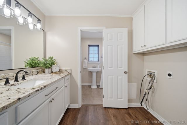 13174 S 257th East Avenue, Coweta, OK 74429