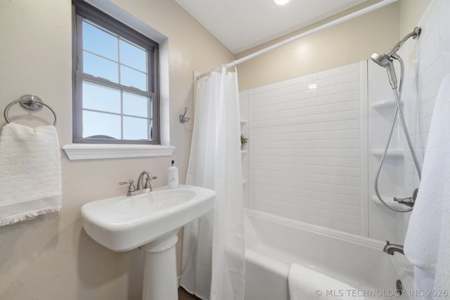 13174 S 257th East Avenue, Coweta, OK 74429