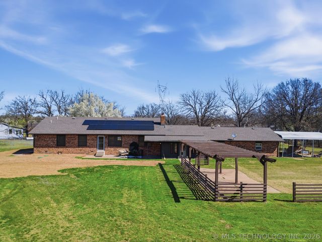 13174 S 257th East Avenue, Coweta, OK 74429