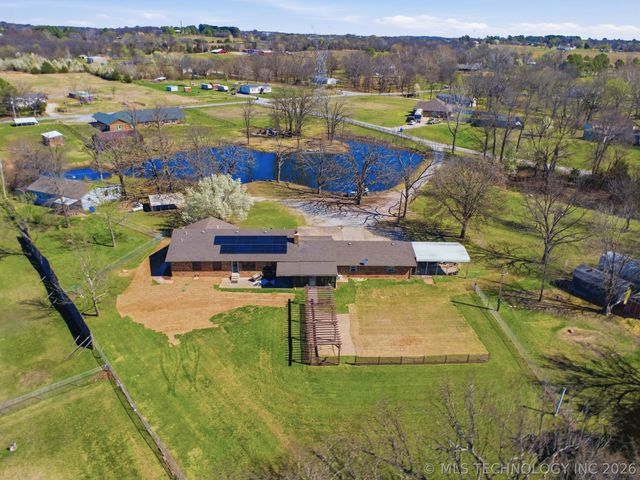 13174 S 257th East Avenue, Coweta, OK 74429