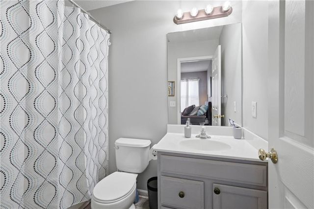 3496 SW Wysteria Terrace, Lee's Summit, MO 64082