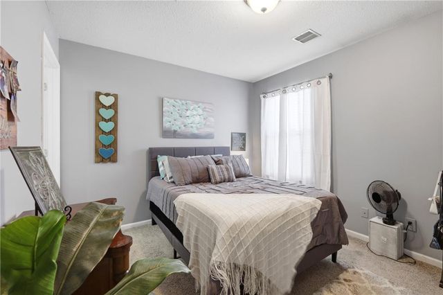3496 SW Wysteria Terrace, Lee's Summit, MO 64082