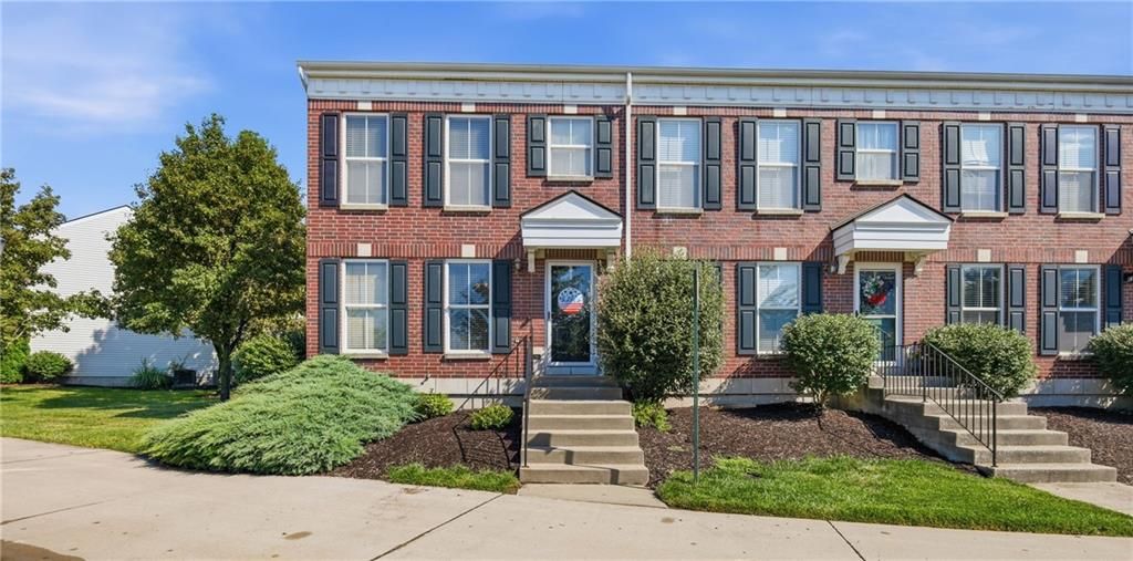 3496 SW Wysteria Terrace, Lee's Summit, MO 64082