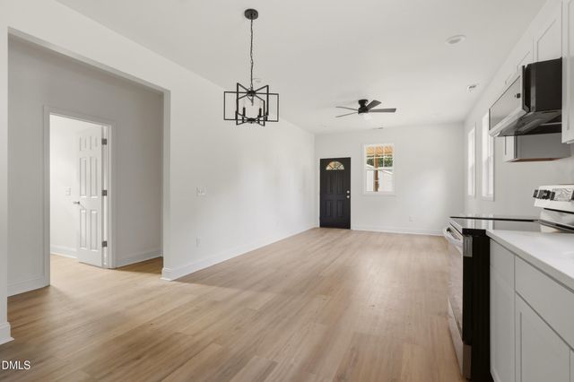 1302 Sidney Avenue, Burlington, NC 27217