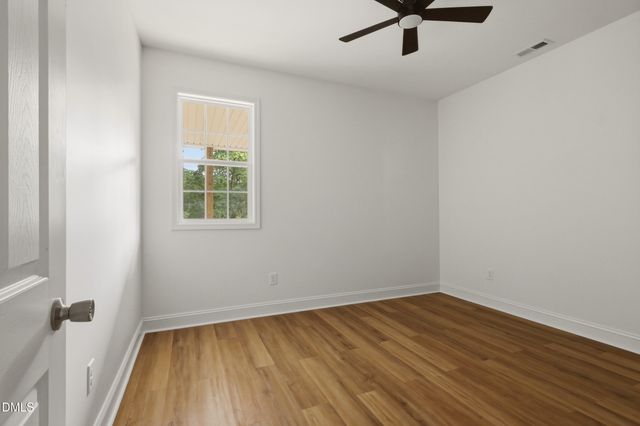 1302 Sidney Avenue, Burlington, NC 27217