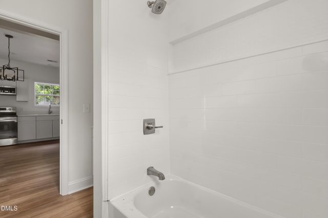 1302 Sidney Avenue, Burlington, NC 27217