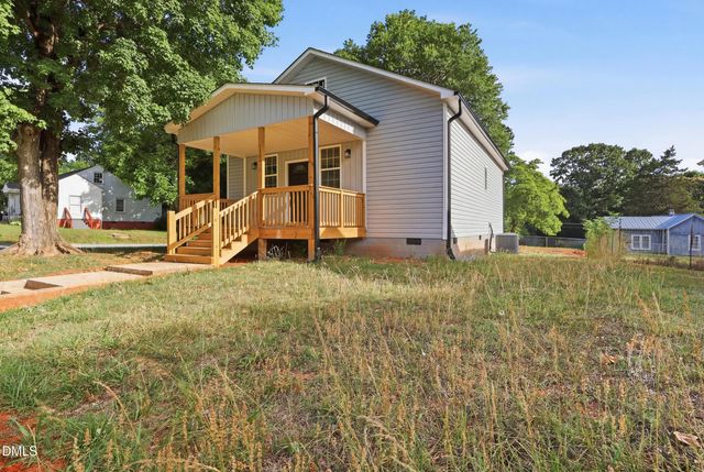 1302 Sidney Avenue, Burlington, NC 27217
