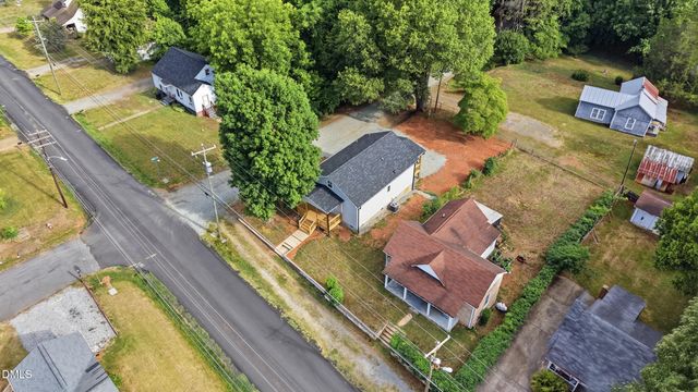 1302 Sidney Avenue, Burlington, NC 27217