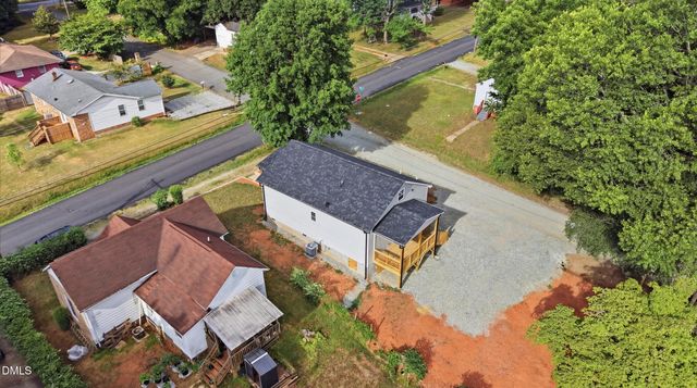1302 Sidney Avenue, Burlington, NC 27217