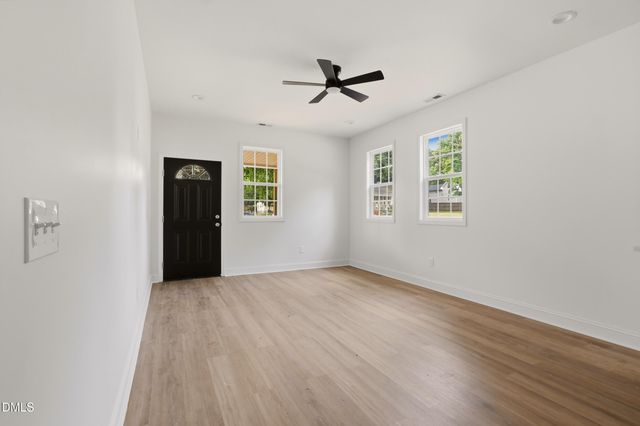 1302 Sidney Avenue, Burlington, NC 27217