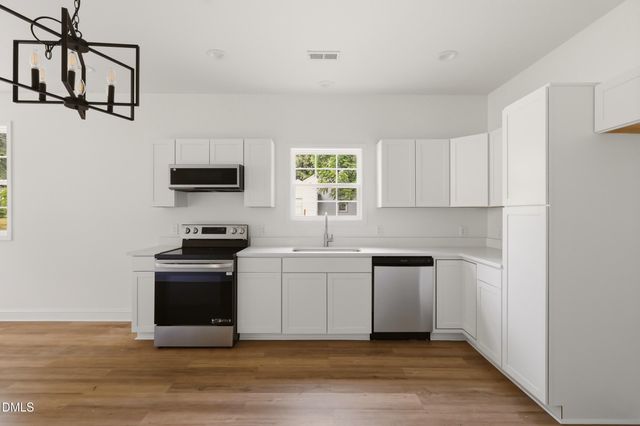 1302 Sidney Avenue, Burlington, NC 27217