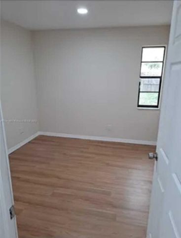 4413 NW 3rd Avenue 4413, Deerfield Beach, FL 33064