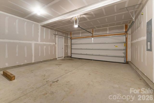 609 Oak Forest Lane, Salisbury, NC 28146