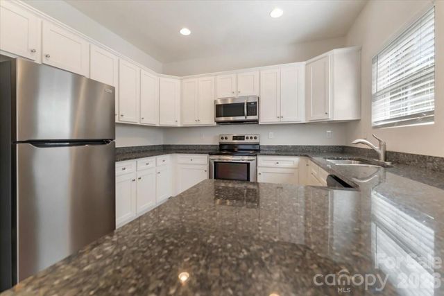 609 Oak Forest Lane, Salisbury, NC 28146