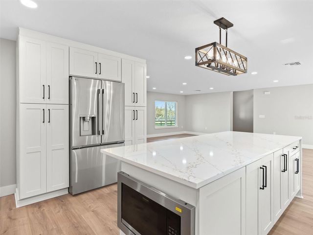 8251 NW 136TH AVENUE ROAD, Ocala, FL 34482