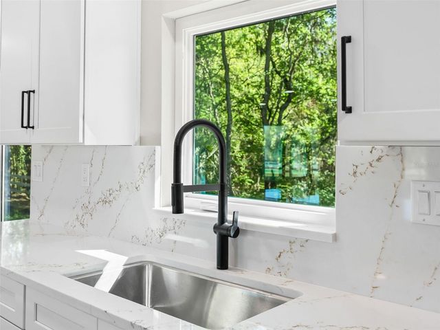 8251 NW 136TH AVENUE ROAD, Ocala, FL 34482