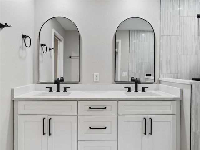 8251 NW 136TH AVENUE ROAD, Ocala, FL 34482