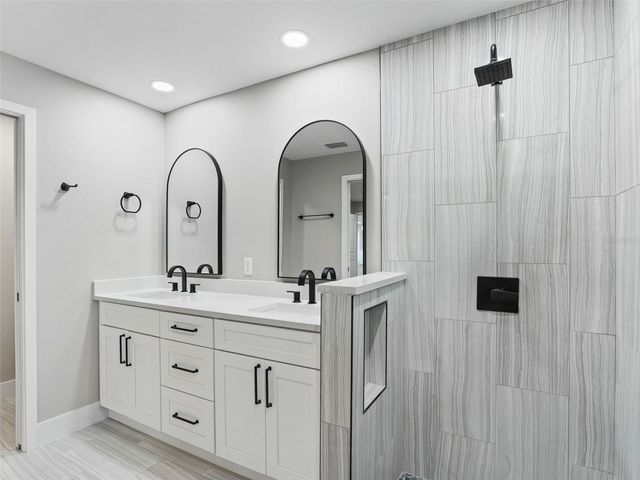 8251 NW 136TH AVENUE ROAD, Ocala, FL 34482