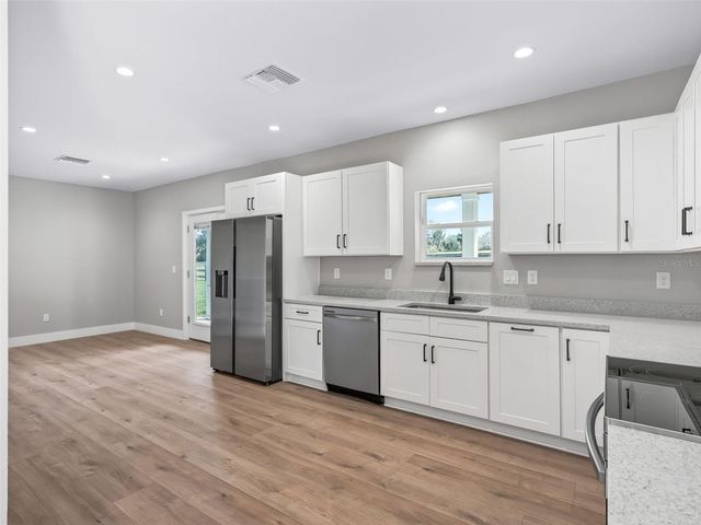 8251 NW 136TH AVENUE ROAD, Ocala, FL 34482