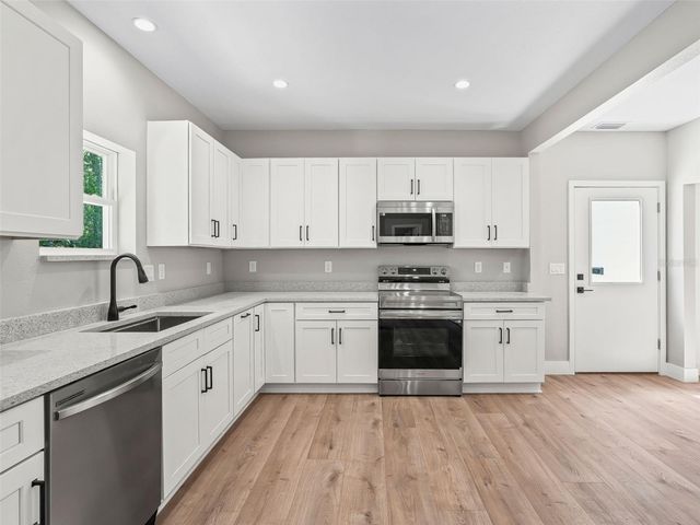 8251 NW 136TH AVENUE ROAD, Ocala, FL 34482