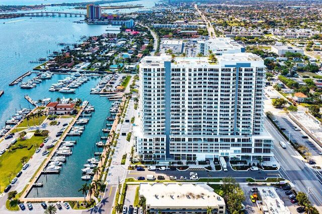 220 Lake Shore Drive 1415, Lake Park, FL 33403
