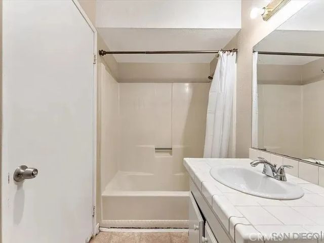 9034 Kenwood 10, Spring Valley, CA 91977