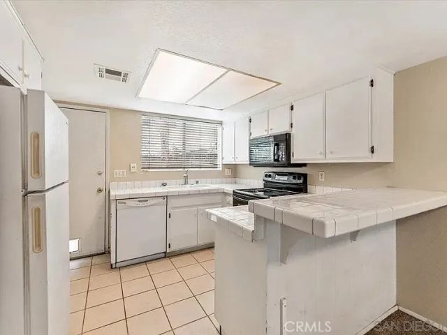 9034 Kenwood 10, Spring Valley, CA 91977