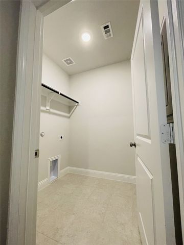 2859 Trail Head Drive, Corinth, TX 76210