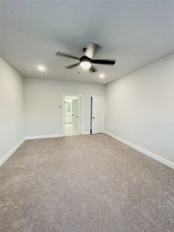 2859 Trail Head Drive, Corinth, TX 76210