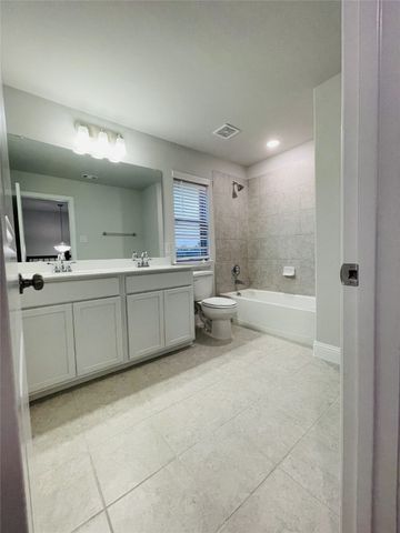 2859 Trail Head Drive, Corinth, TX 76210