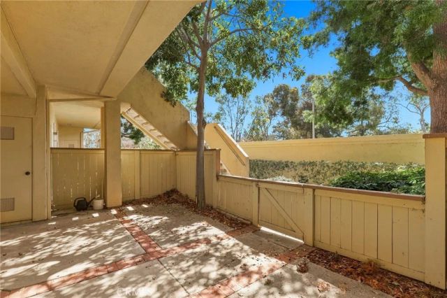 73 Alberti Aisle, Irvine, CA 92614