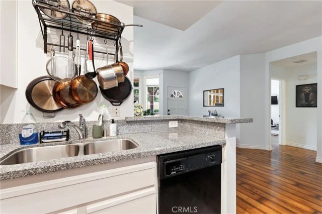 73 Alberti Aisle, Irvine, CA 92614