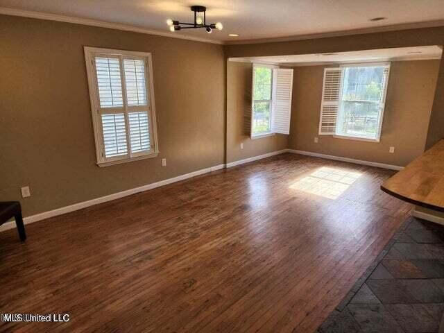 1912 10th Street, Pascagoula, MS 39567