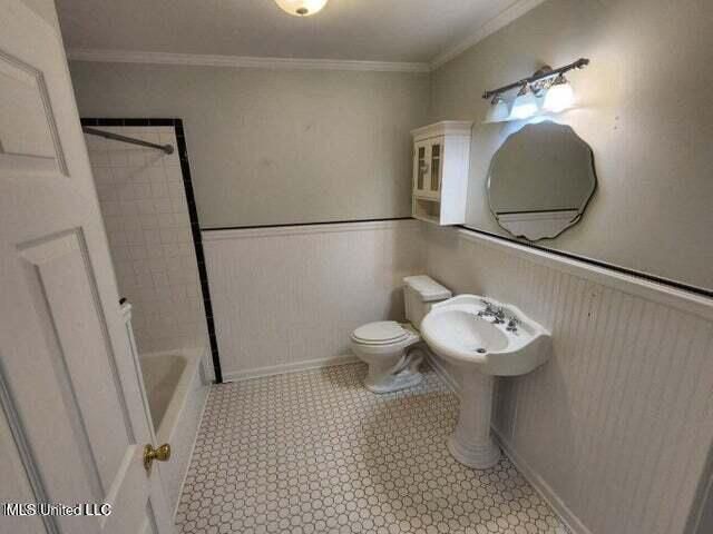 1912 10th Street, Pascagoula, MS 39567