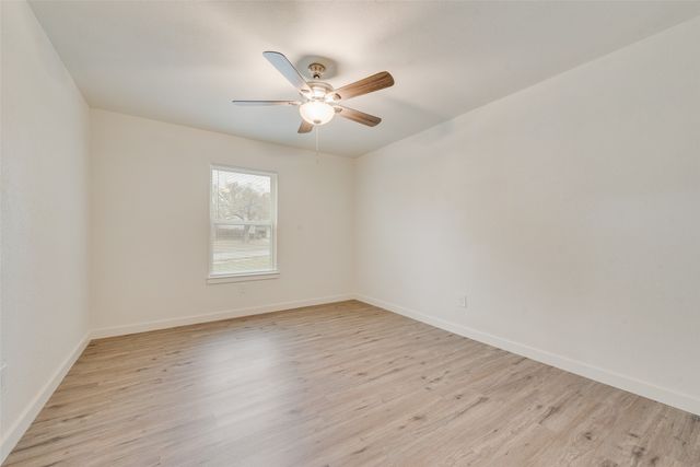 3853 Commonwealth Drive, Garland, TX 75043