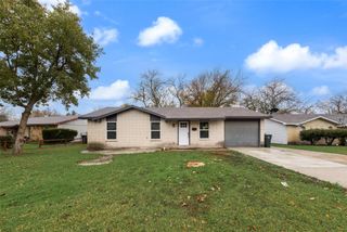 3853 Commonwealth Drive, Garland, TX 75043