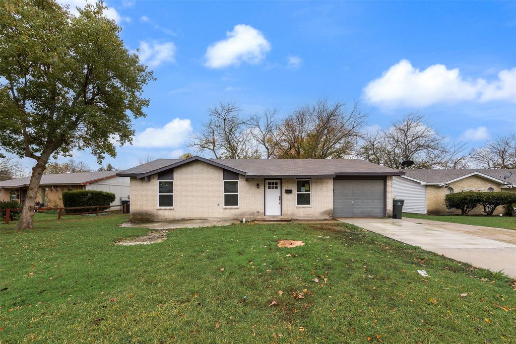3853 Commonwealth Drive, Garland, TX 75043
