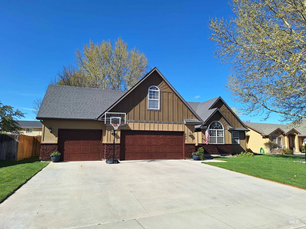 452 Bitterbrush Ave, Nampa, ID 83686