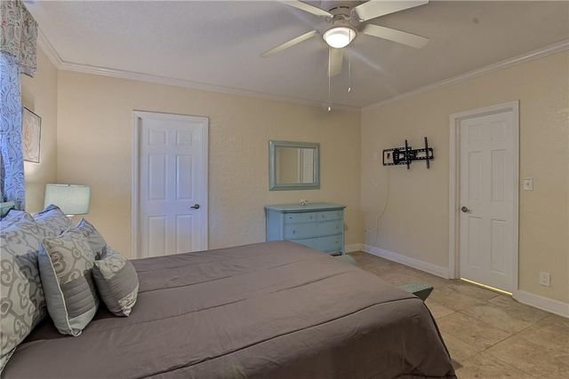 2680 NE 24th Street, Pompano Beach, FL 33064