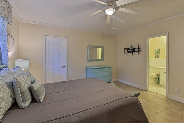 2680 NE 24th Street, Pompano Beach, FL 33064