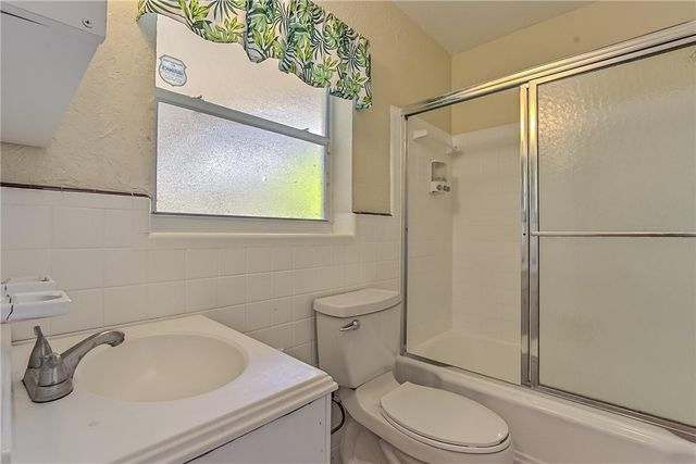 2680 NE 24th Street, Pompano Beach, FL 33064