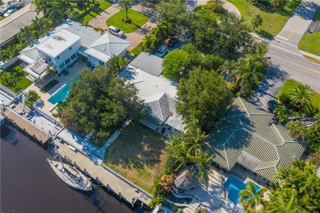 2680 NE 24th Street, Pompano Beach, FL 33064