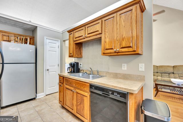 200 Cedar Road, Covington, GA 30016