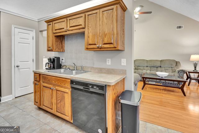 200 Cedar Road, Covington, GA 30016