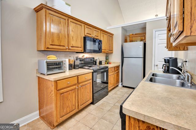 200 Cedar Road, Covington, GA 30016