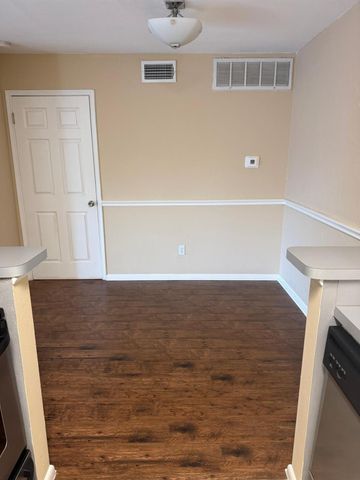 2250 Bering Drive 48, Houston, TX 77057