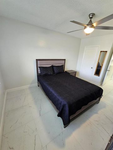 1115 Lake Terrace 208, Boynton Beach, FL 33426