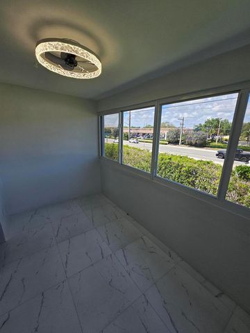 1115 Lake Terrace 208, Boynton Beach, FL 33426