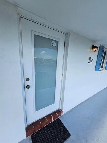 1115 Lake Terrace 208, Boynton Beach, FL 33426