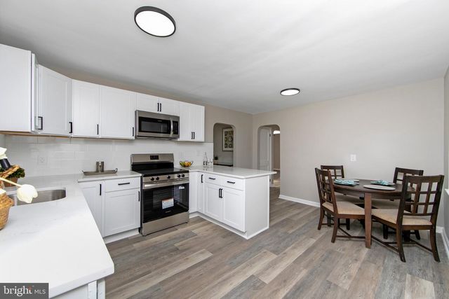 880 E ATLANTIC AVE, Sewell, NJ 08080